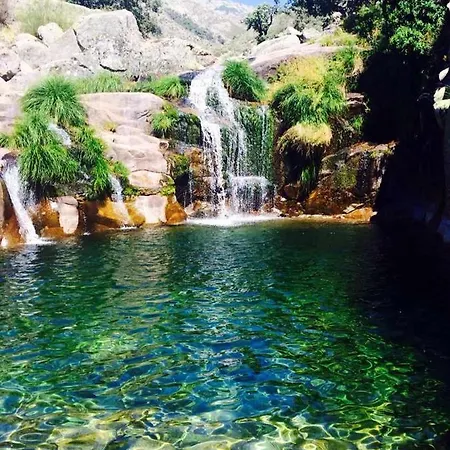 La Rosa Y El Pastor * Guijo de Santa Bárbara